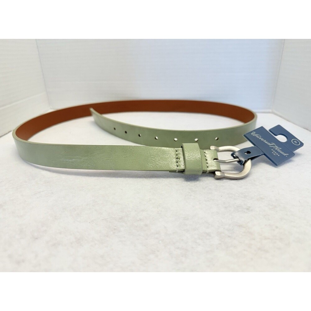 Women's XL Green Belt w/Buckle 46” With A Pattern New
